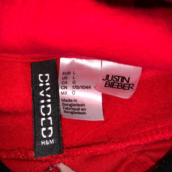 Authentic BRAND NEW JustinBieber World Tour Hoodie - Picture 5 of 5